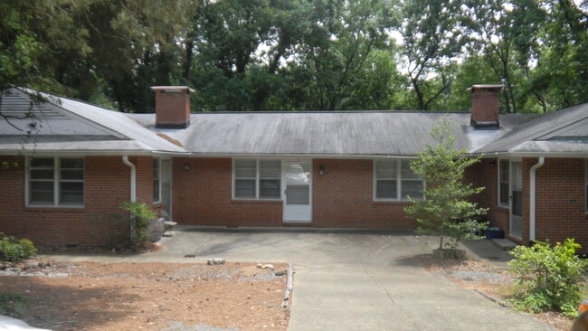 Building Photo - 117 Purefoy Rd