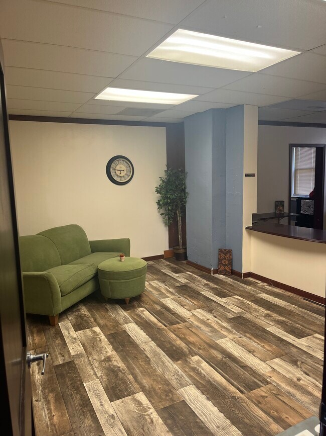 Apartamento C - 516 W 6th St