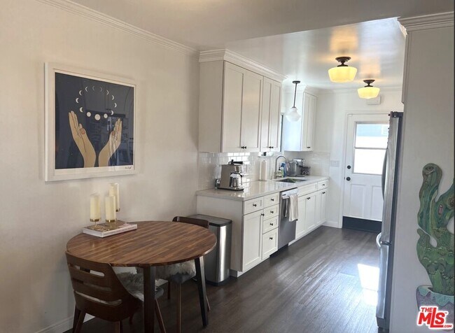 Foto del edificio - 3125 Stanford Ave