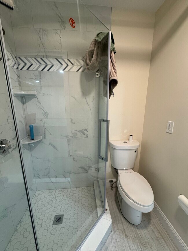 Building Photo - 30 Wadsworth St