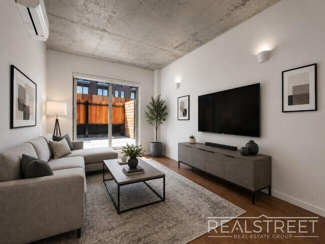 Building Photo - LUXURY 1 BED IN AMENITY PACKED BUILDING IN BUSHWICK