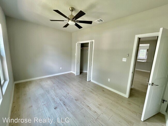 Foto del edificio - 3 br, 2 bath House - 7828 Pecan Heights