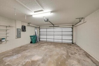 Building Photo - 5075 NW Egret Ave