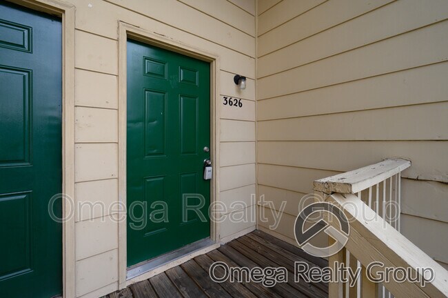 Foto del edificio - 3626 Castle Ridge Rd