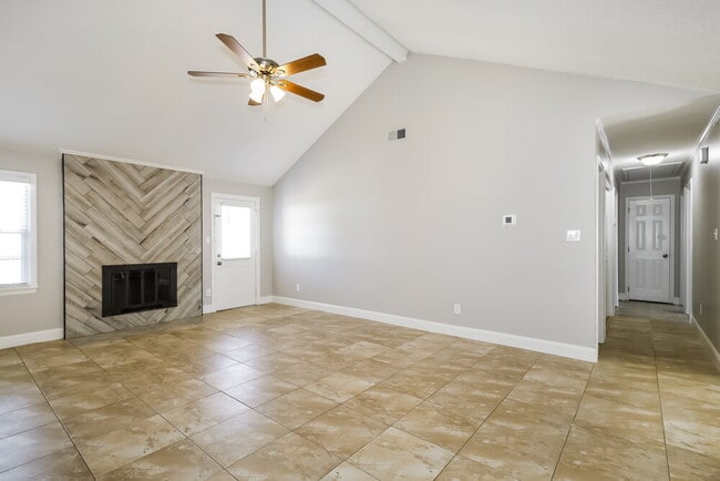 Building Photo - 14913 Forest Mist Way