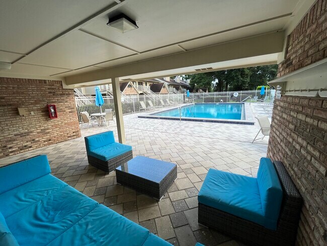 Área de piscina 2 - 5001 Grande Dr