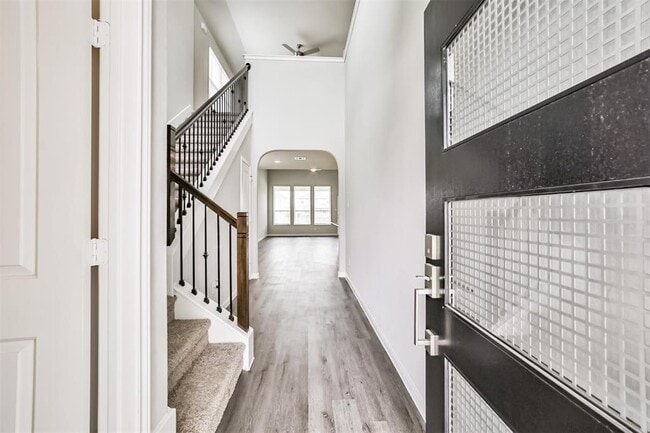 Building Photo - 24922 Adami Veduta Ct
