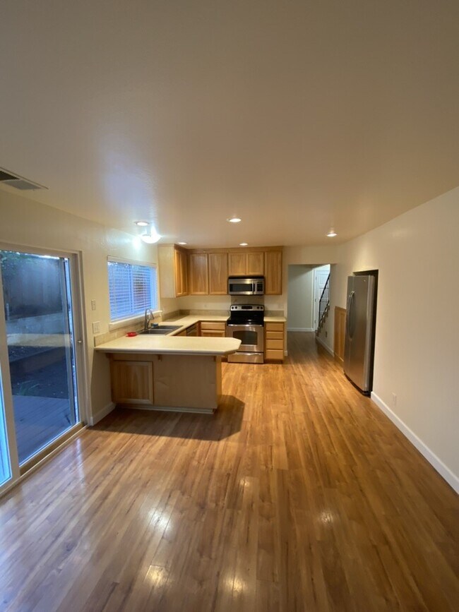 Foto del edificio - 1137 Corrie Ln