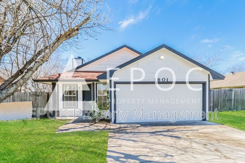Primary Photo - 1801 Dickens Dr