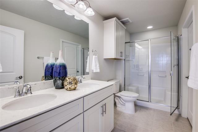 Foto del edificio - 6787 Trout Ln