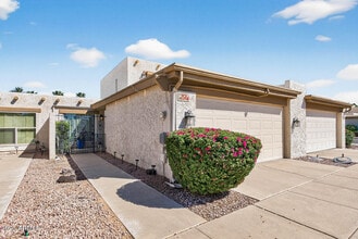 Building Photo - 258 W Maya Dr