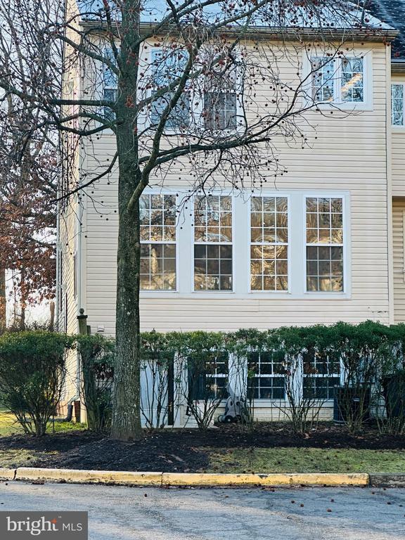 9608 Woodview Dr, Bowie, MD 20721 Townhome Rentals in Bowie MD