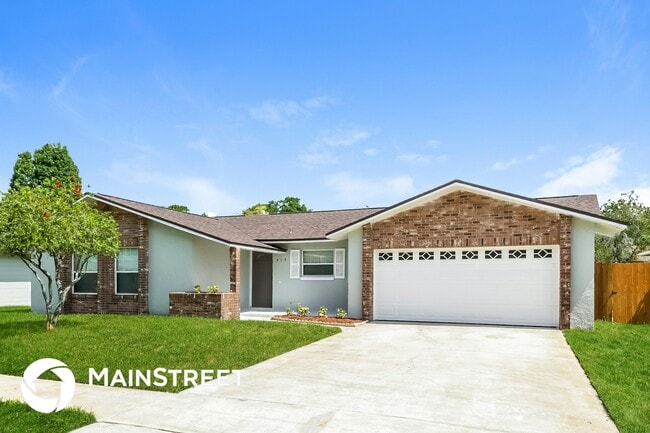 Building Photo - 413 Wekiva Rapids Dr