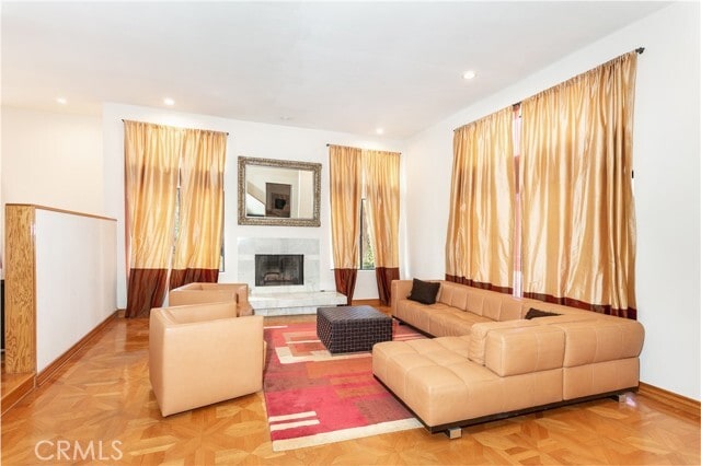 Foto del edificio - 3965 Alta Mesa Dr