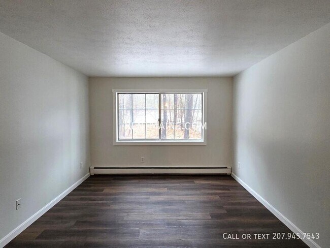 Foto del edificio - 20 Tall Pines Dr