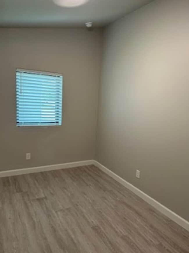 Foto del edificio - 2 bedroom / 2.5 bath new construction avai...