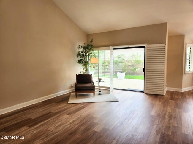 Foto del edificio - 3004 Shadow Brook Ln