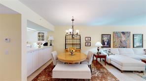 Foto del edificio - 310 Lynbrook Cir