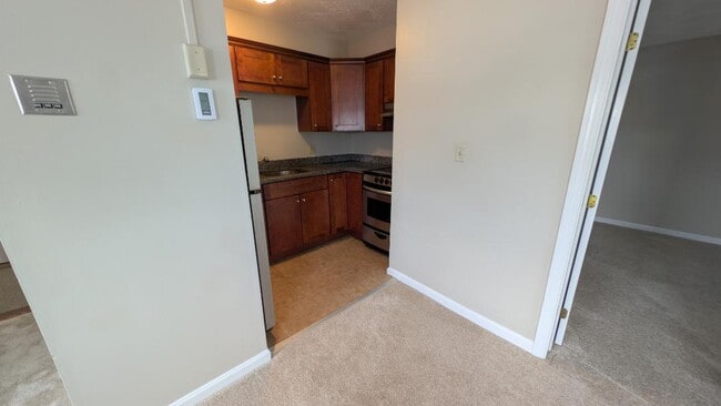 Kitchen - 34 Central St