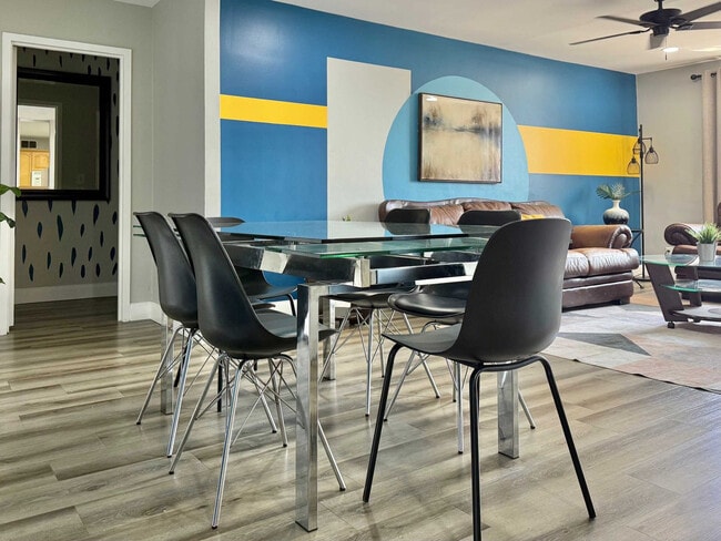 Building Photo - 215 Piedmont Ave NE