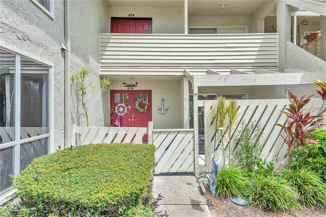 Building Photo - 425 Windrush Bay Dr