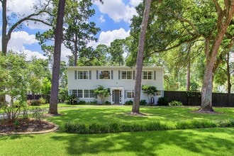 Building Photo - 751 W 43rd St