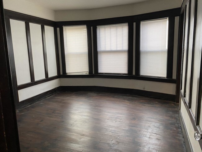 Foto del edificio - 4114 W Euclid St