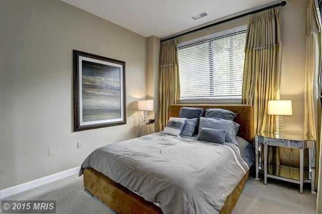 Photo - 2451 Midtown Ave Apartment