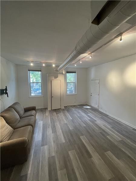 Foto del edificio - 1844 W Henderson St