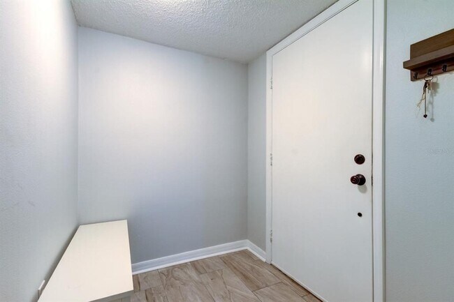 Foto del edificio - 90 S Highland Ave