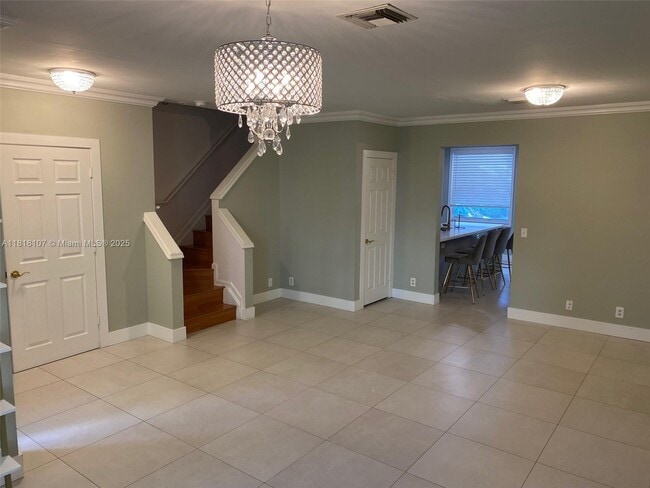 Building Photo - 10931 Jewel Box Ln
