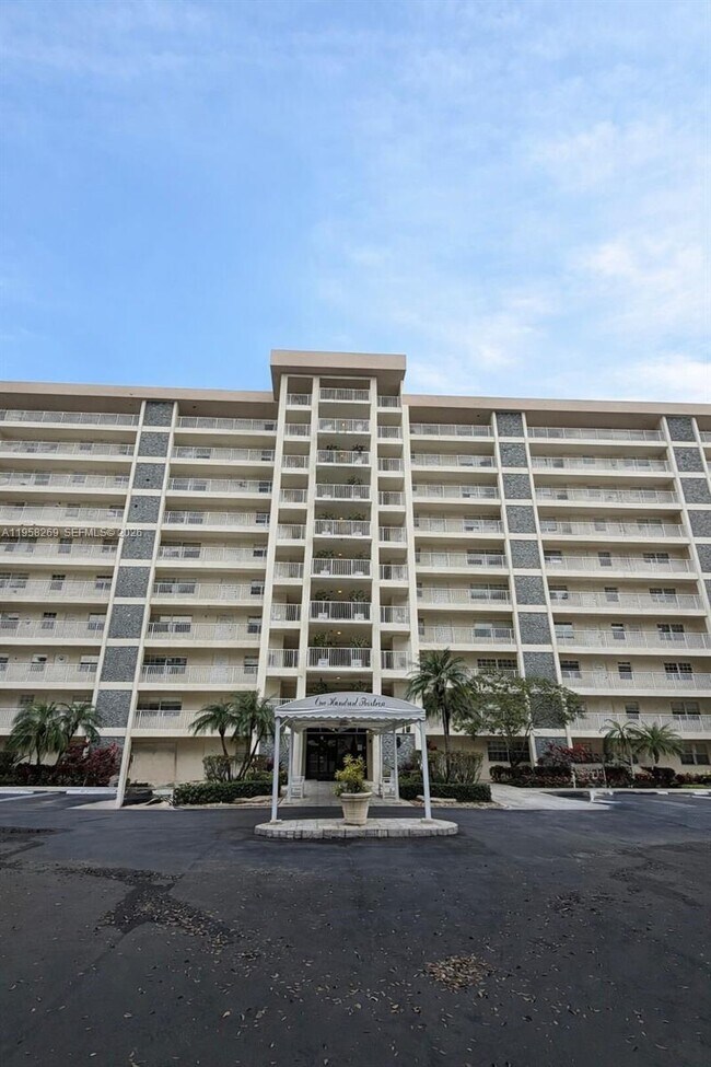 Foto del edificio - 3520 Oaks Way