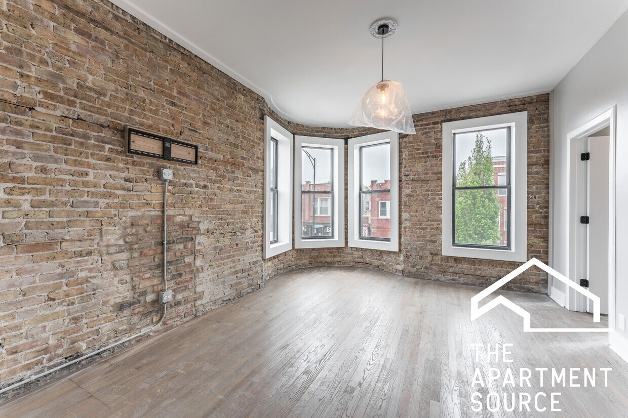 Primary Photo - 3237 W Armitage Ave