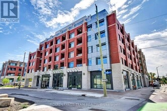 Building Photo - 60 Springhurst Ave