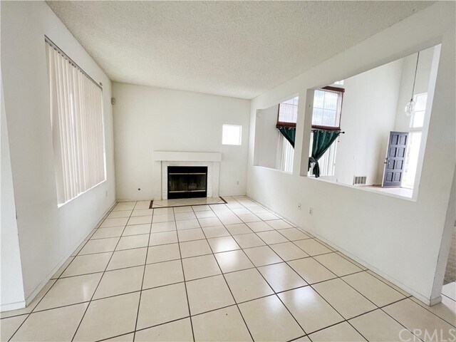 Building Photo - 2172 Los Ranchitos Rd
