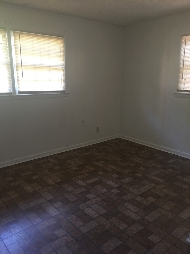 Foto del edificio - 2930 Carriage Ln