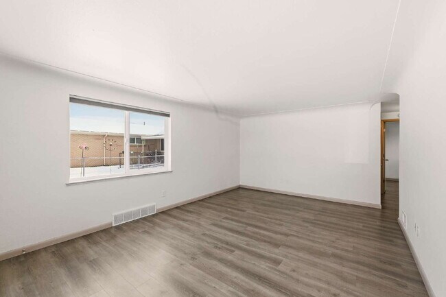 Foto del edificio - Remodeled 2 Bed 1 Bath in Park Hill!