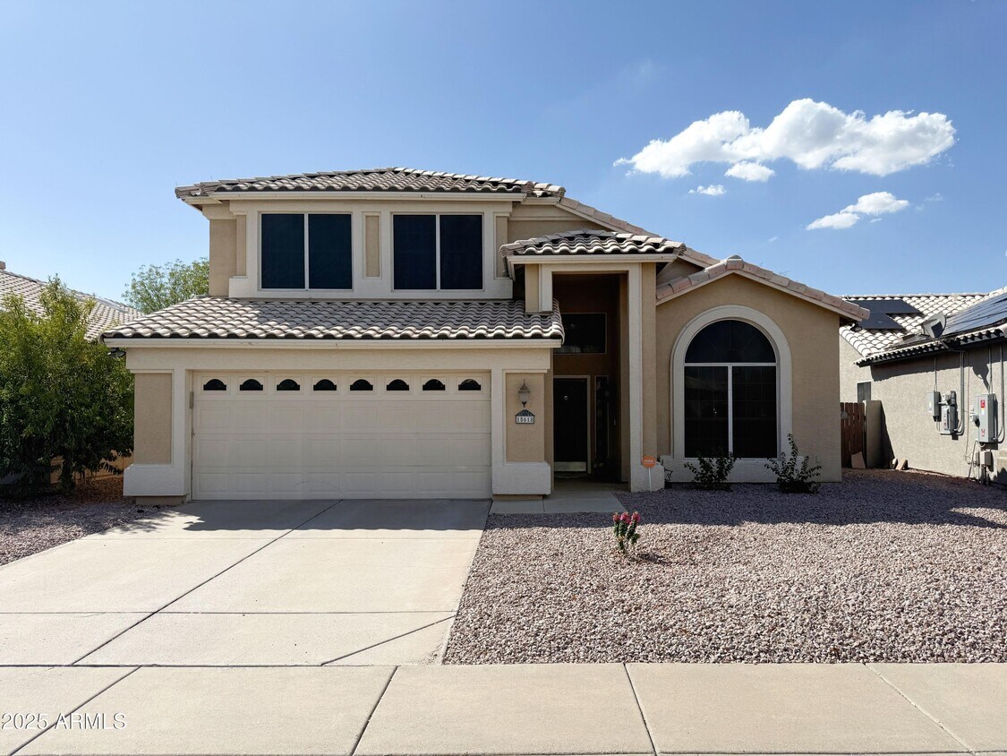 Foto principal - 15618 N 12th Ave