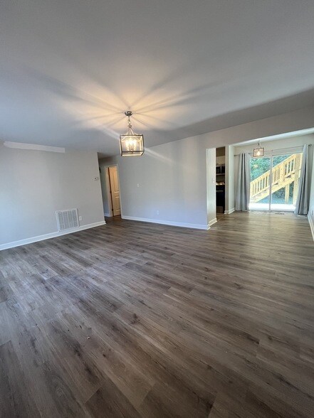 Foto del edificio - 2295 Georgetown Rd NW