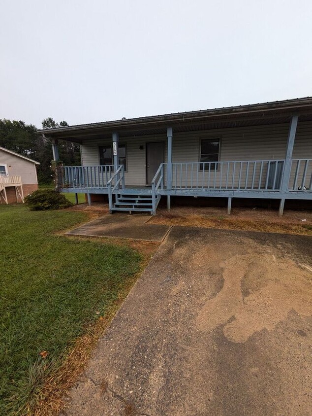 Primary Photo - 2BD/1BA End Unit at Ponderosa in Conover, NC