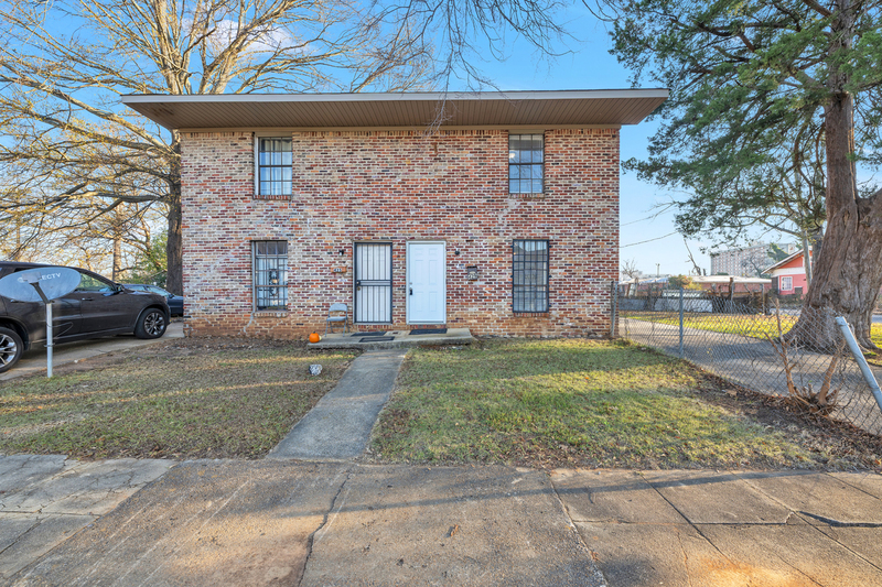 Foto principal - 425 11th St SW