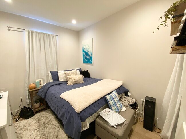 Foto del edificio - 118 Buttonwood St