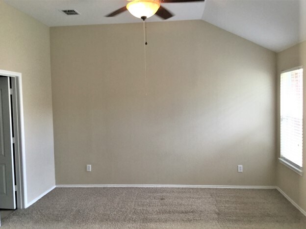 Foto del edificio - 485 Sausalito Dr