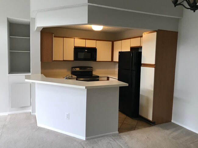 Building Photo - 11741 Summerchase Cir