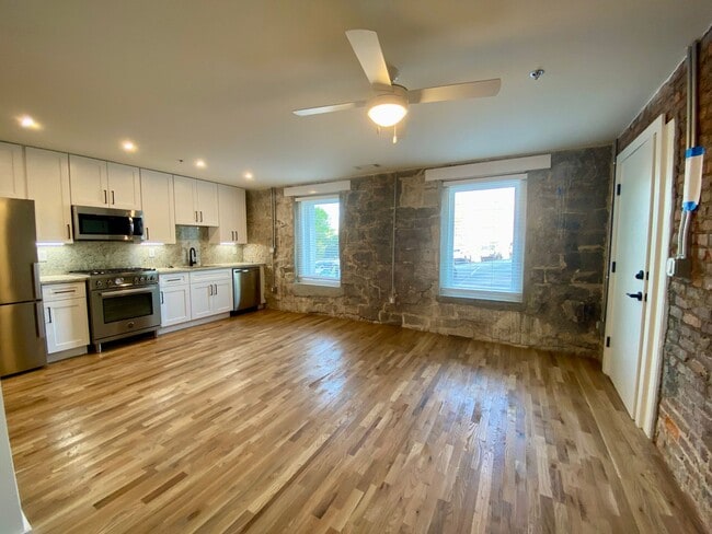 Building Photo - Brand New Luxury Apartments Steps from Beltline