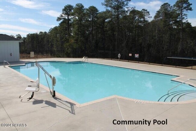 Building Photo - 295 Parrish Ln