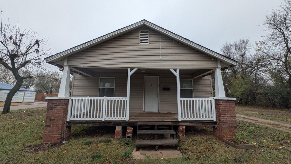 Primary Photo - 902 N McKinley Ave