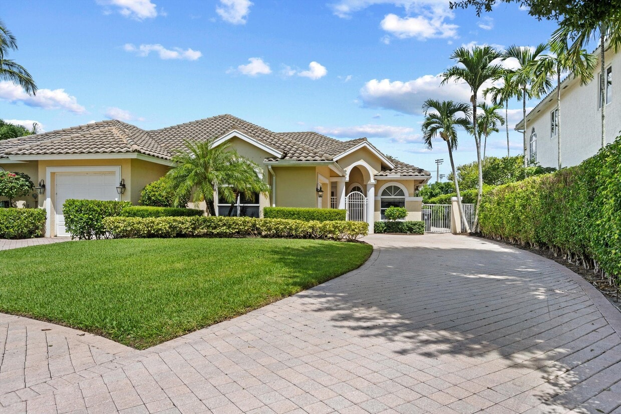 Primary Photo - 14289 Calypso Ln
