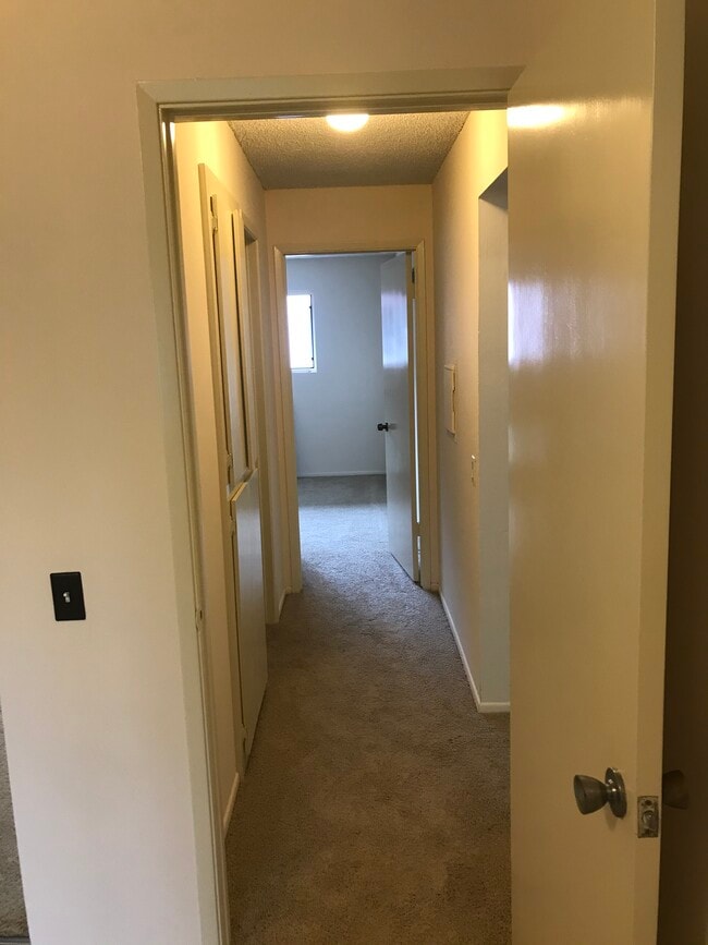 Foto del edificio - 551-555 W Pueblo St