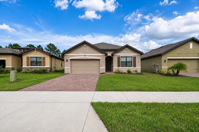 Building Photo - 927 Remington Green Dr SE